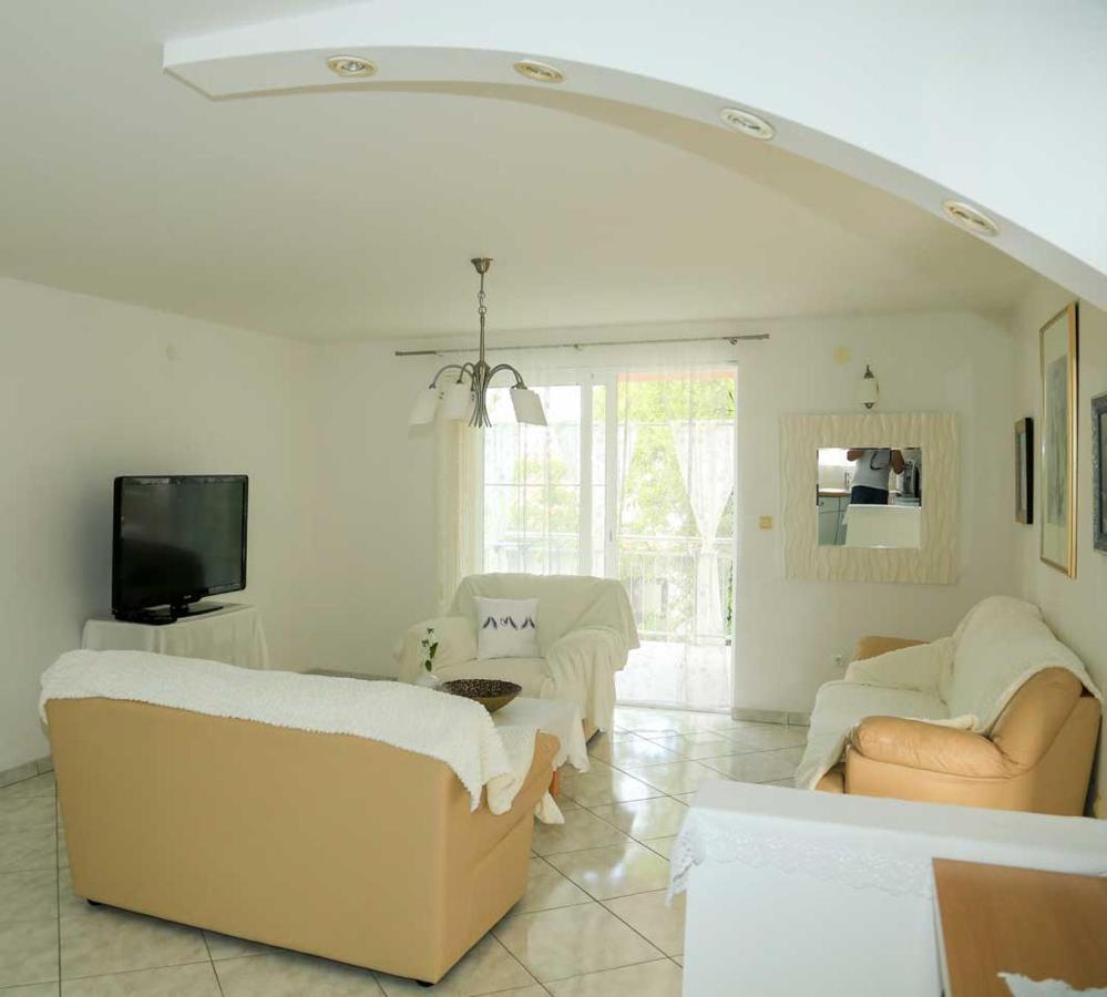 Adrian-Apartments-51511-Malinska-Otok-Krk Primorska 21 Экстерьер фото